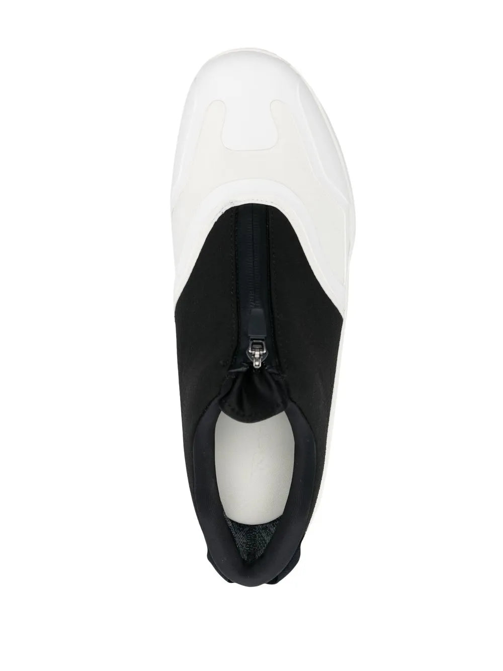 Y-3 Terrex Swift R3