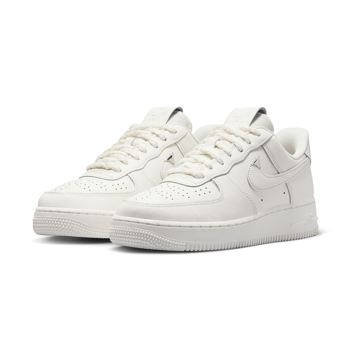 Nike Air Force 1 '07 LV8 Women's Shoes