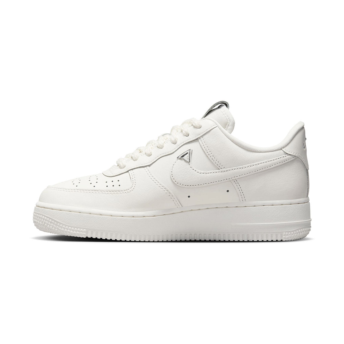 Nike Air Force 1 '07 LV8 Women's Shoes