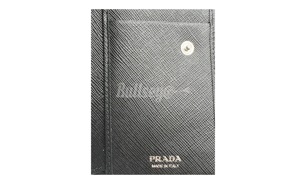 Premium Fashion Essential
