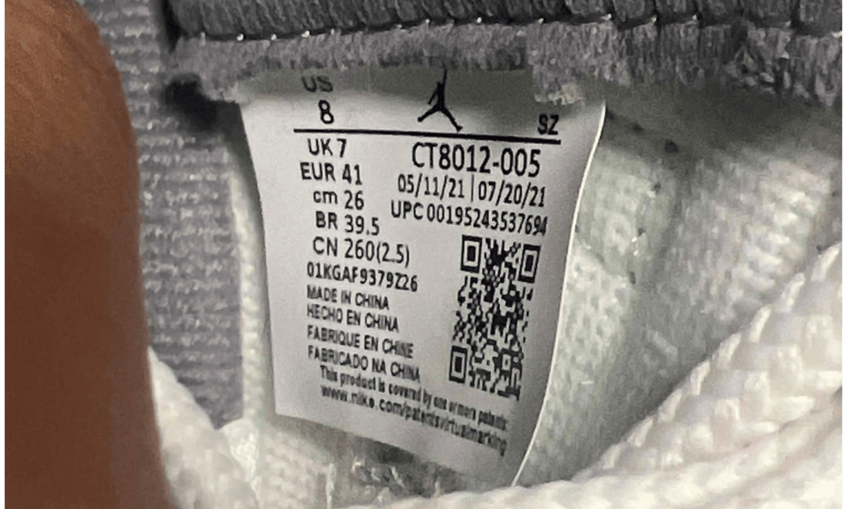 Premium Grey Retro Fashion Essential