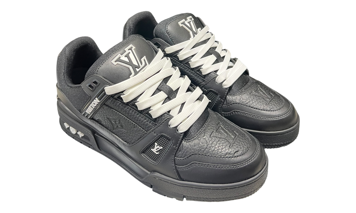 Premium Black Fashion Essential