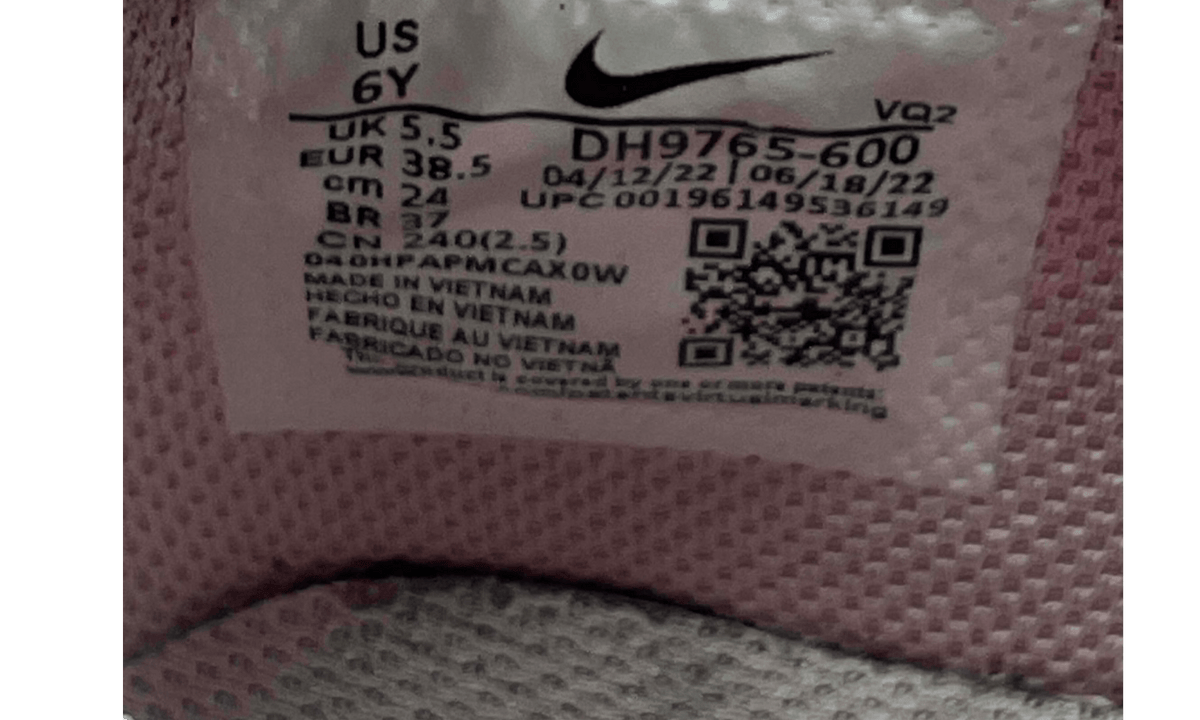 Premium Pink Low-Top Fashion Essential