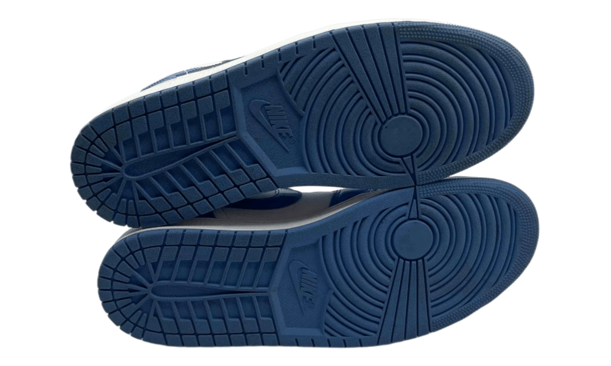 Premium White Blue Low-Top Fashion Essential