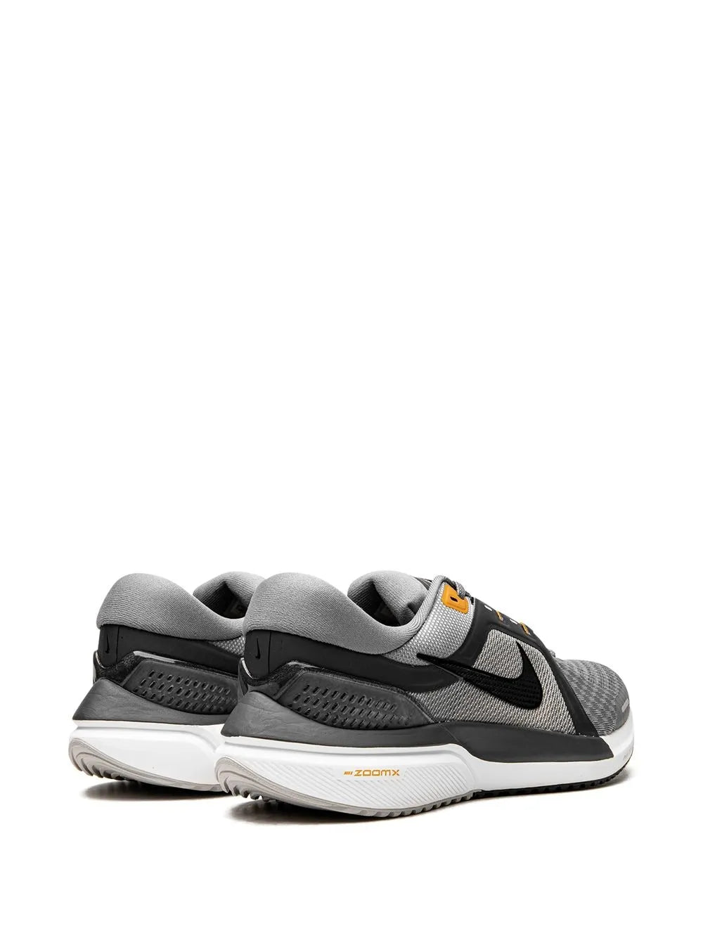 Nike Zoom Vomero 16 Low-Top