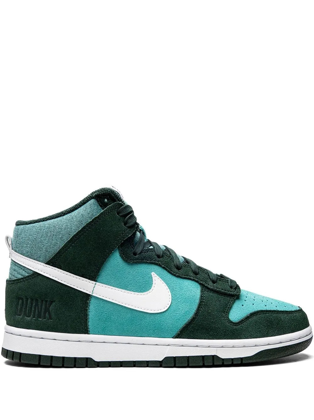 Nike Dunk Hi Retro Se