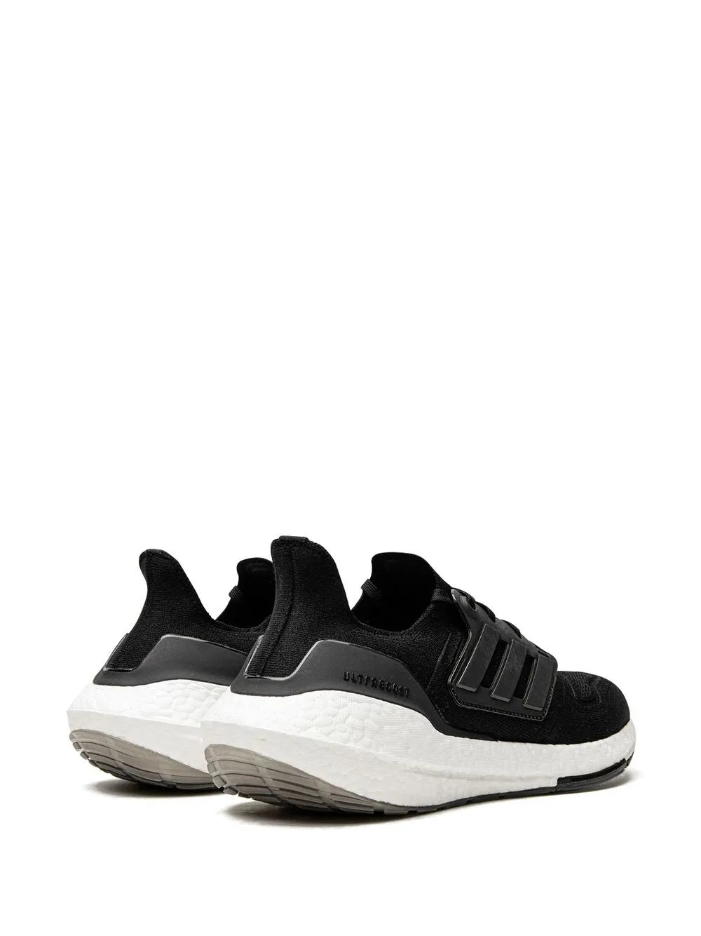 adidas Ultraboost 22