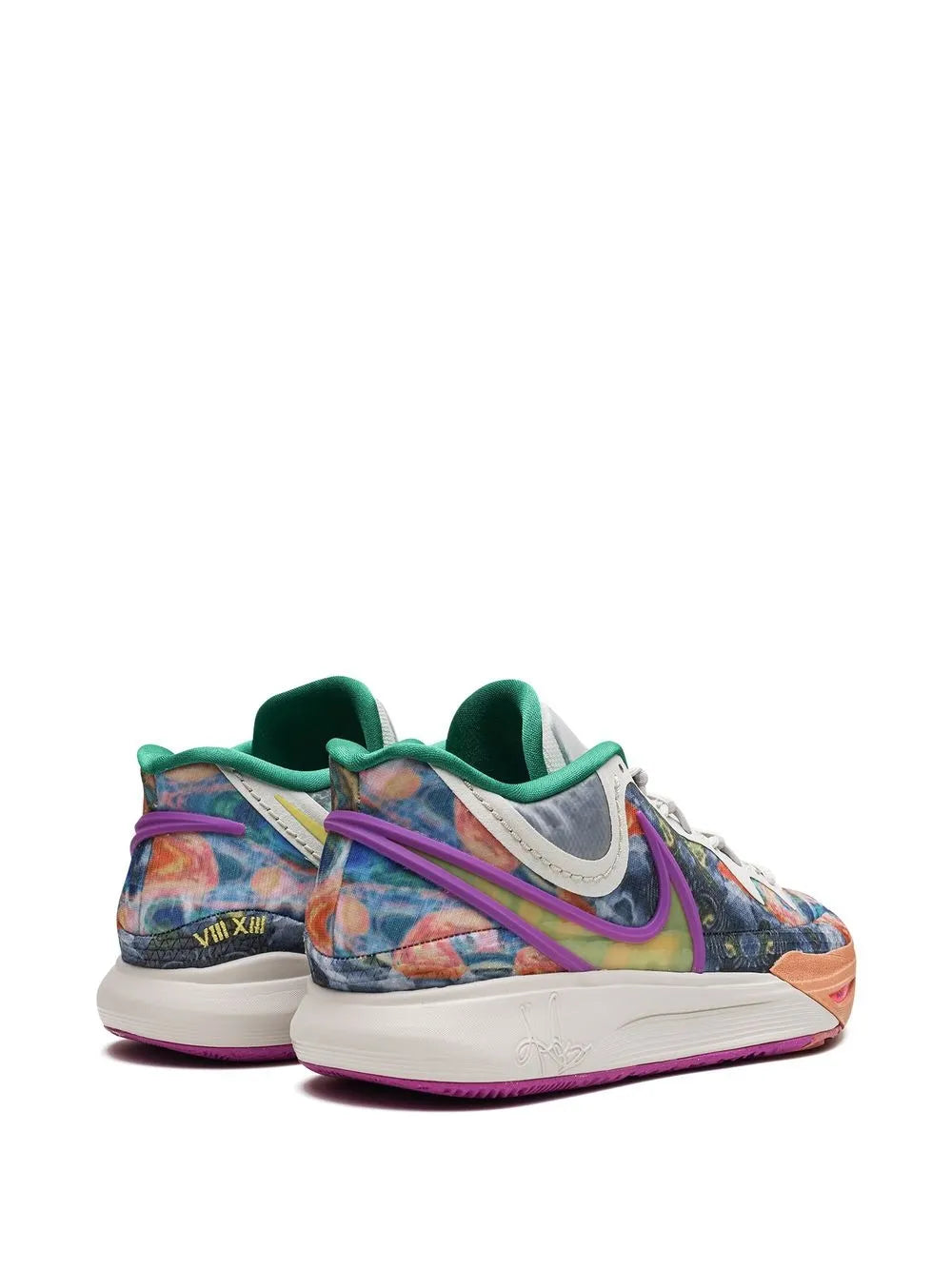 Nike Kyrie 8