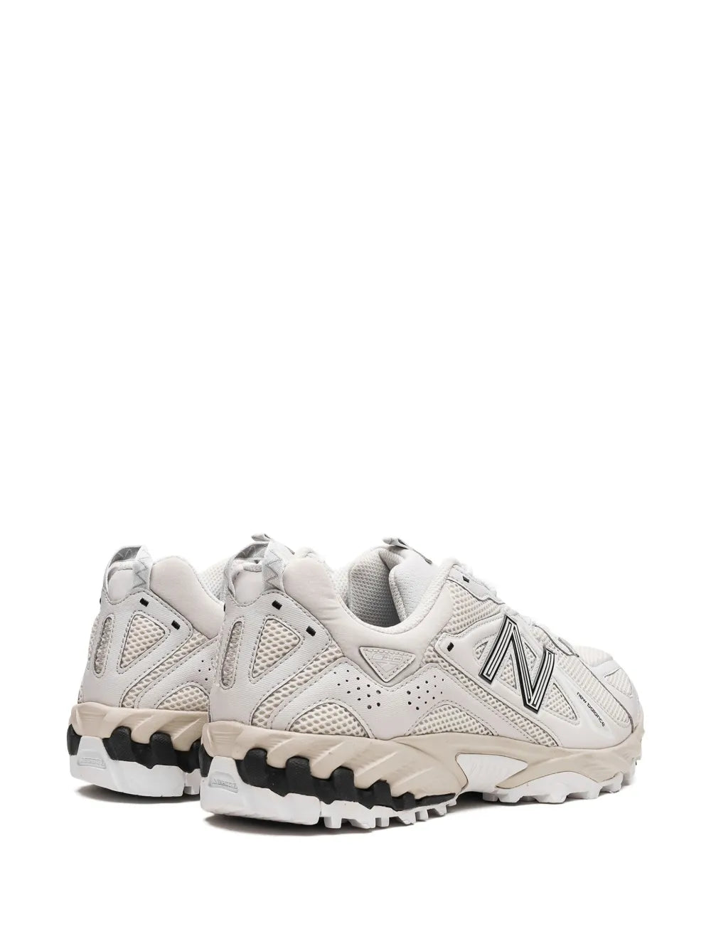 New Balance 610