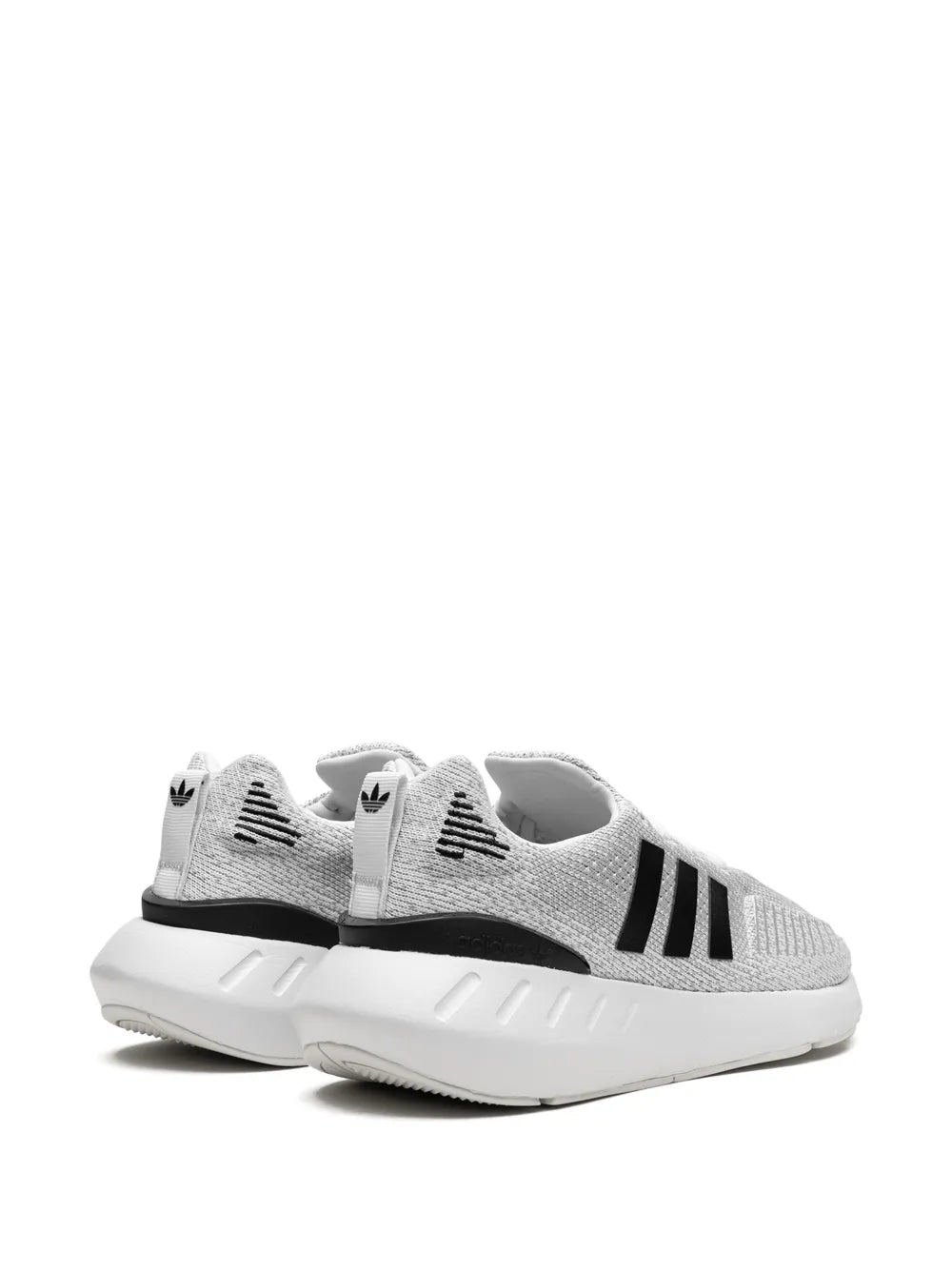 adidas Swift Run 22