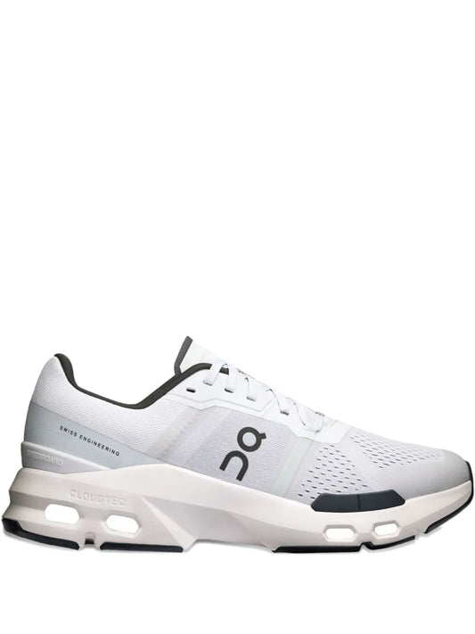 On Running Cloudpulse Wolf/Black Sneakers