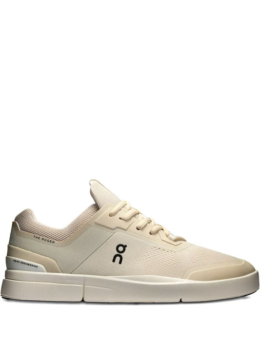 On Running The Roger Spin Sand/Ivory Sneakers