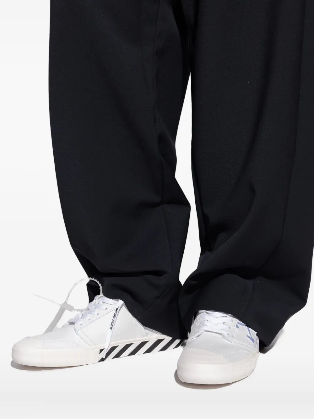 Off-White Arrow Stripe Sneakers
