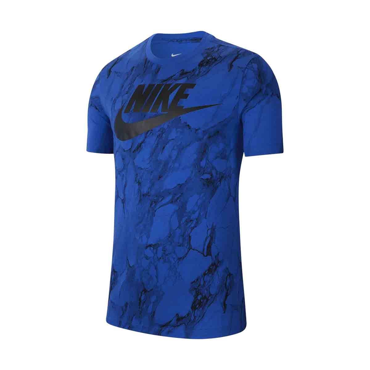 Nike Swoosh