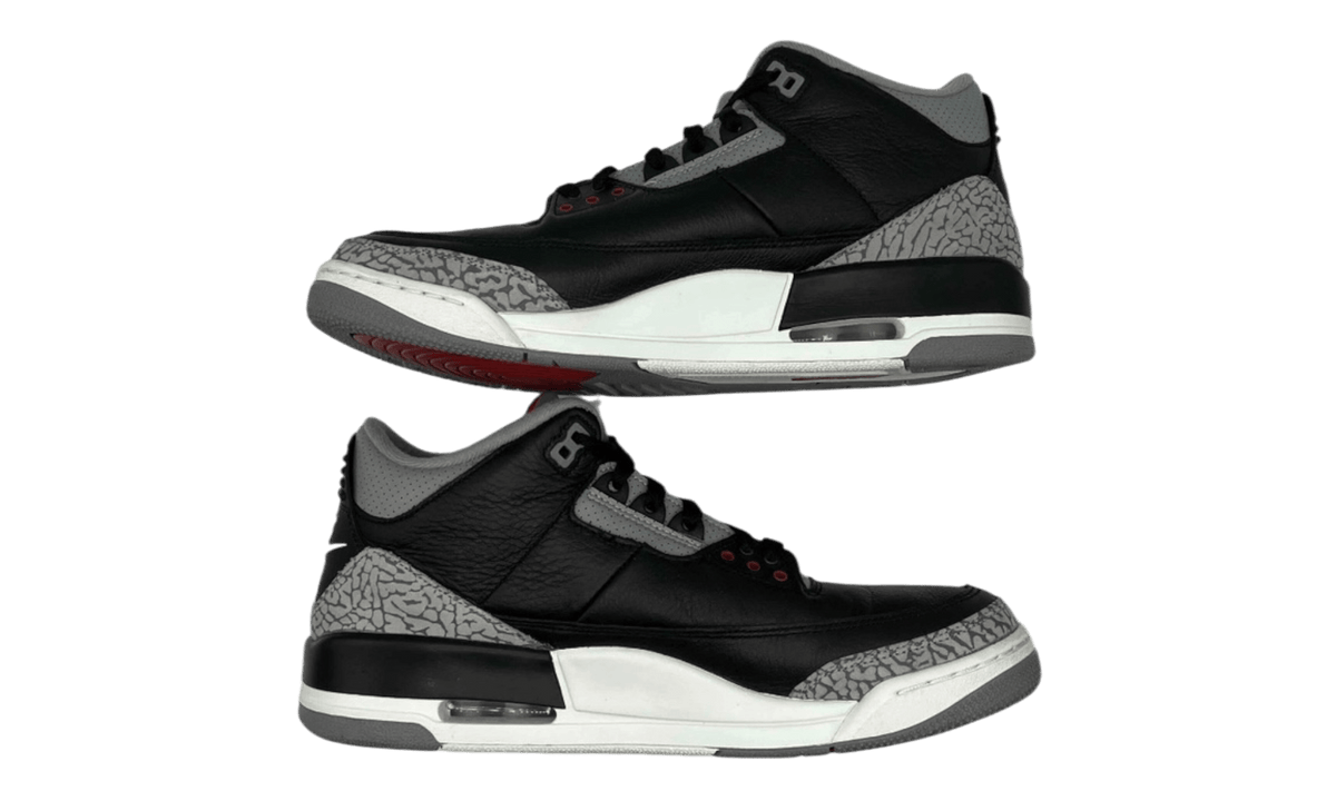 Premium Black Retro Fashion Essential