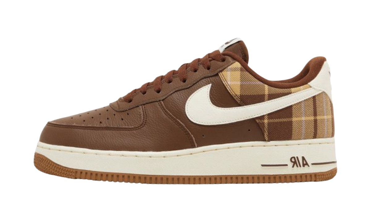 Premium Brown Low-Top Fashion Essential