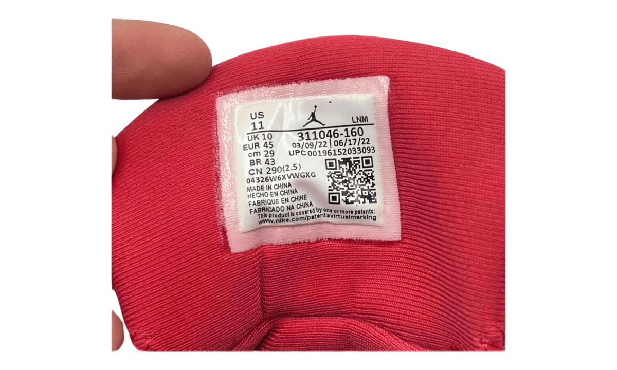 Premium White Red Fashion Essential