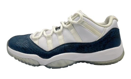 Premium Navy Retro Low-Top Fashion Essential