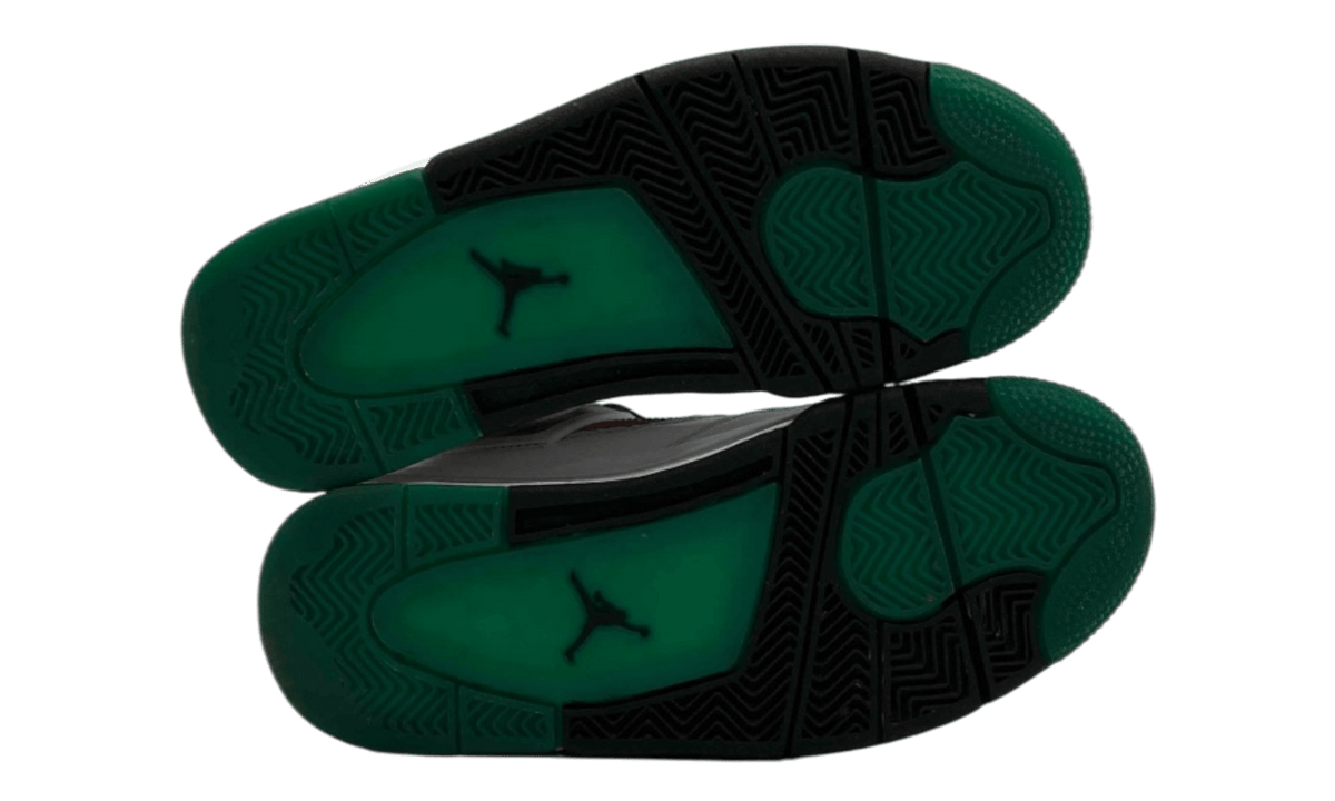 Premium Green Retro Fashion Essential