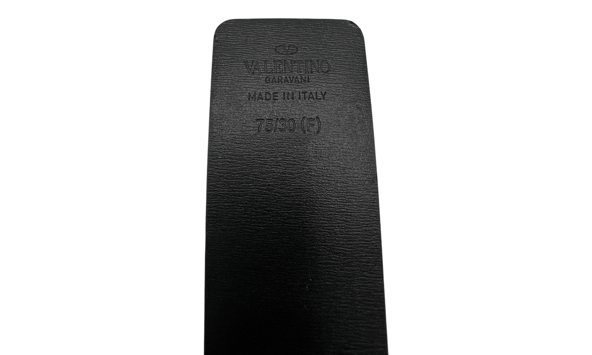 Premium Black Fashion Essential