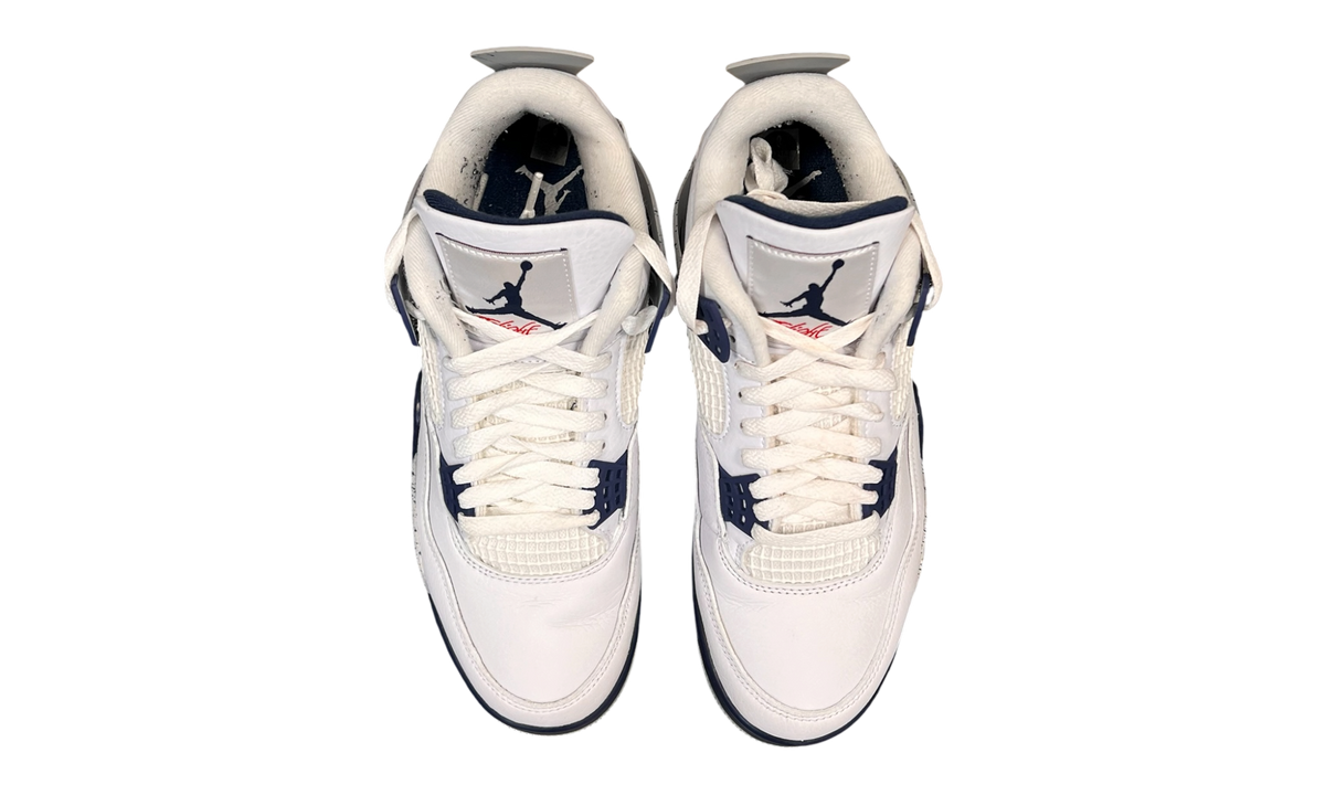 Premium White Navy Retro Fashion Essential