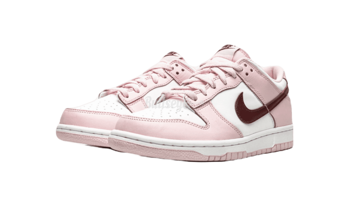 Premium Pink Low-Top Fashion Essential