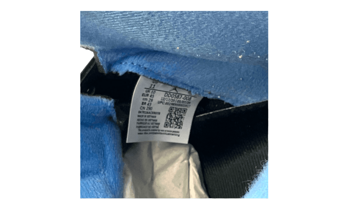 Premium Black Blue Retro Fashion Essential