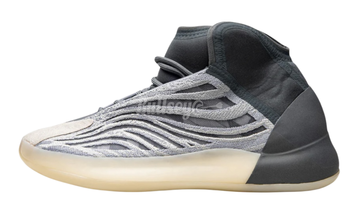 Premium Fashion Essential