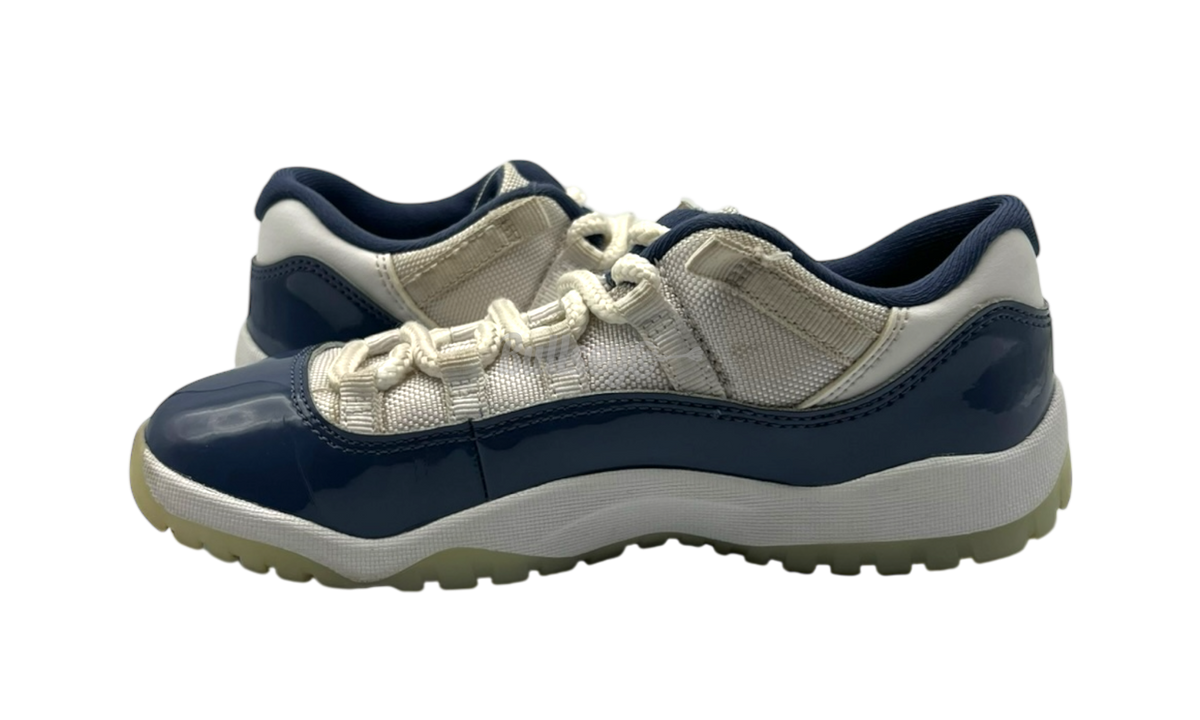 Premium Blue Retro Low-Top Fashion Essential