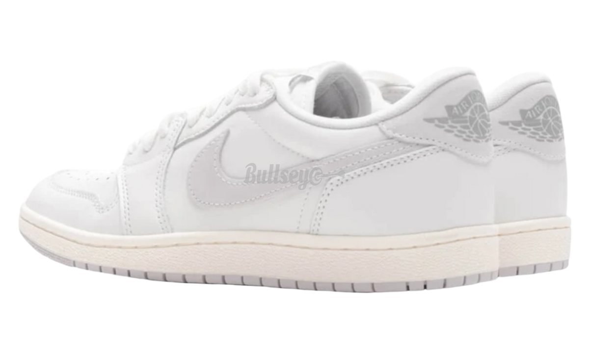 Premium Grey Retro Low-Top Fashion Essential