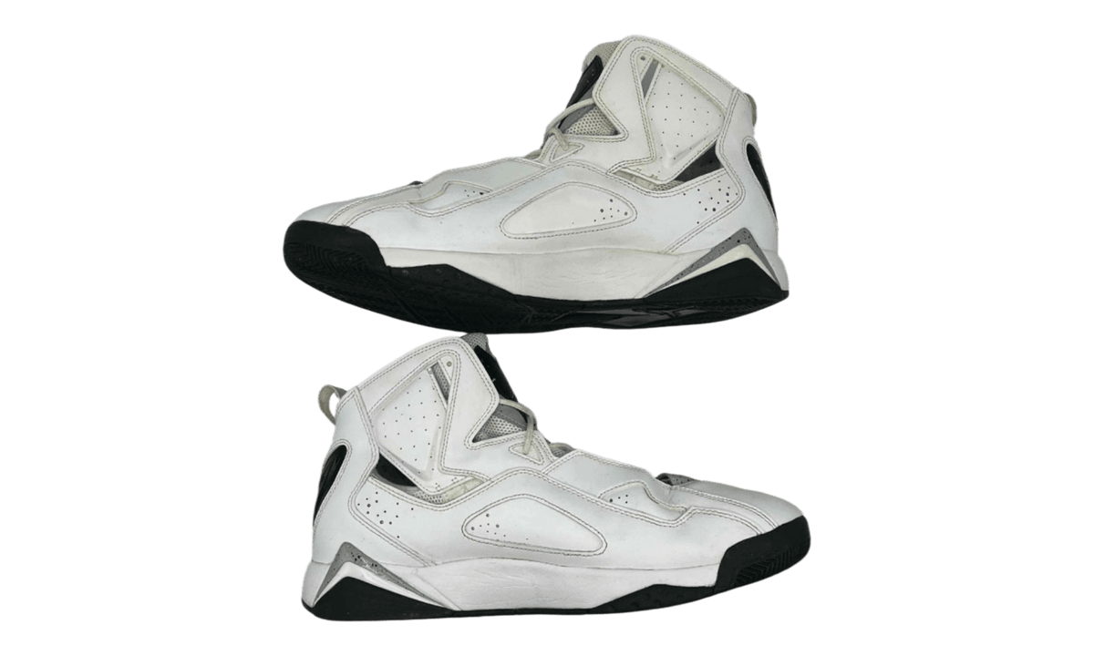 Premium White Fashion Essential