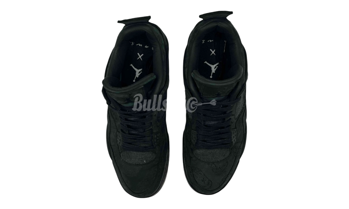 Premium Black Retro Fashion Essential