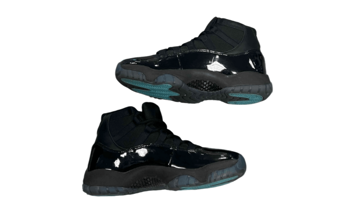Premium Blue Retro Fashion Essential