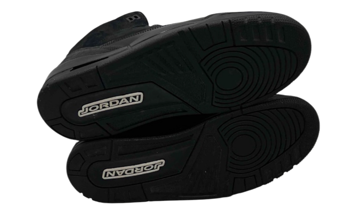 Premium Black Retro Fashion Essential