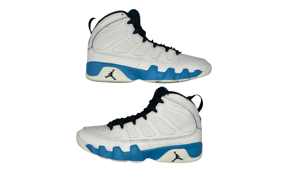 Premium Blue Retro Fashion Essential