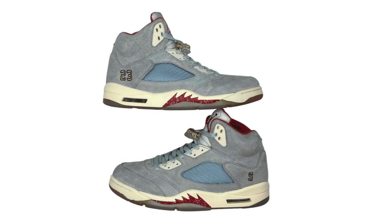 Premium Blue Retro Fashion Essential