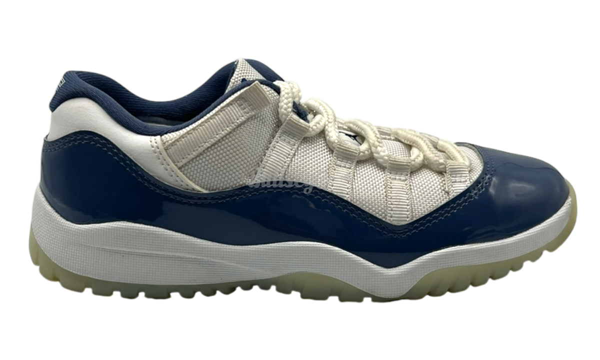 Premium Blue Retro Low-Top Fashion Essential