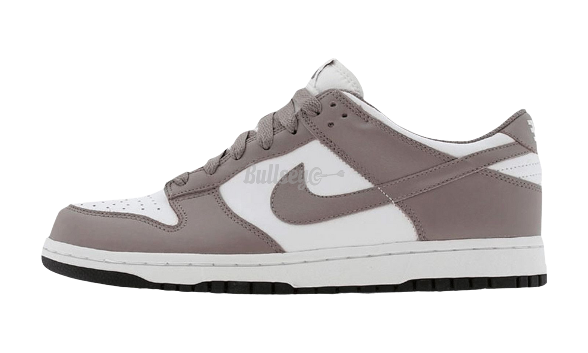Premium Grey Low-Top Fashion Essential