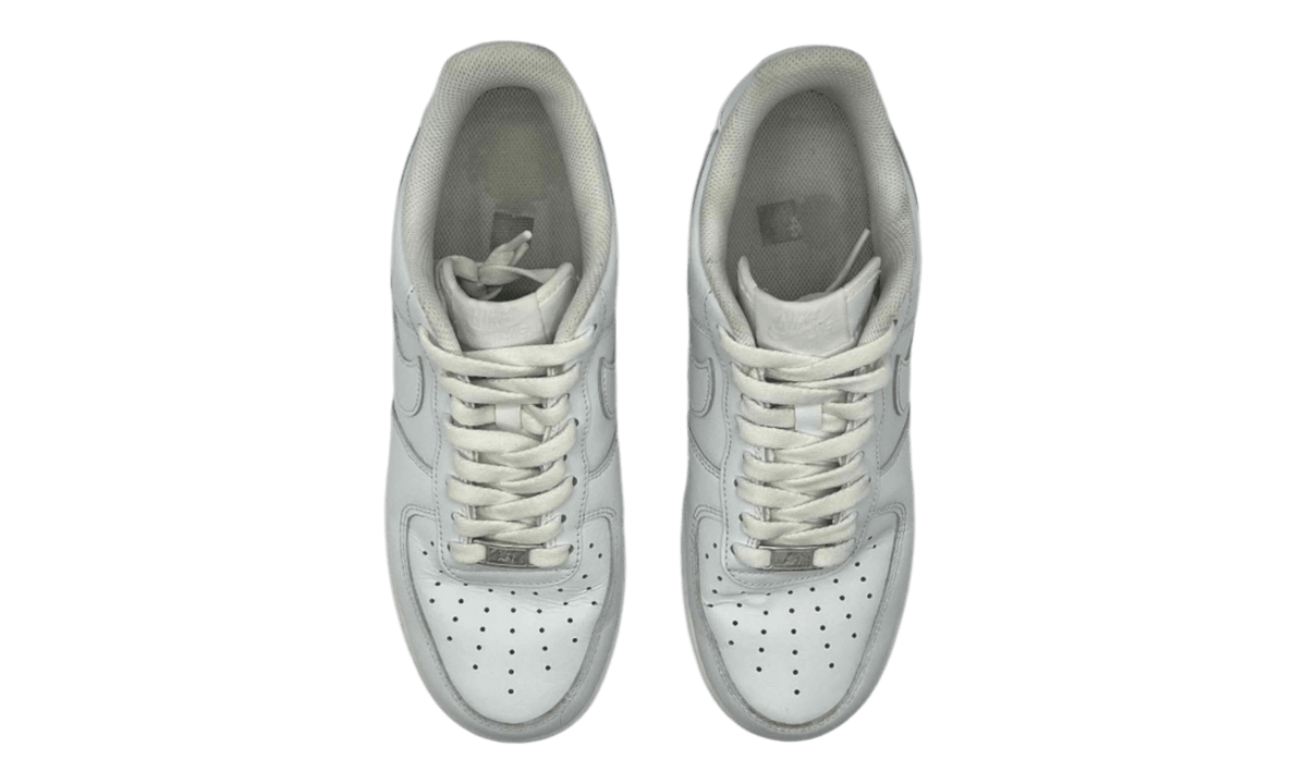 Premium White Low-Top Fashion Essential