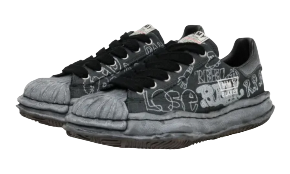 Premium Black Low-Top Sneakers