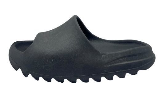 Premium Black Fashion Essential