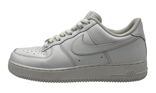 Premium White Low-Top Fashion Essential