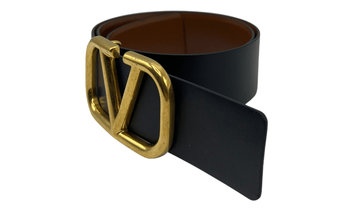 Premium Black Fashion Essential