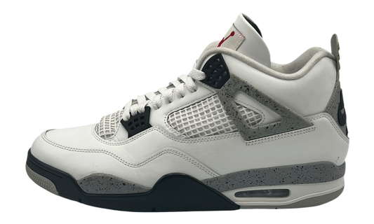 Premium White Retro Fashion Essential
