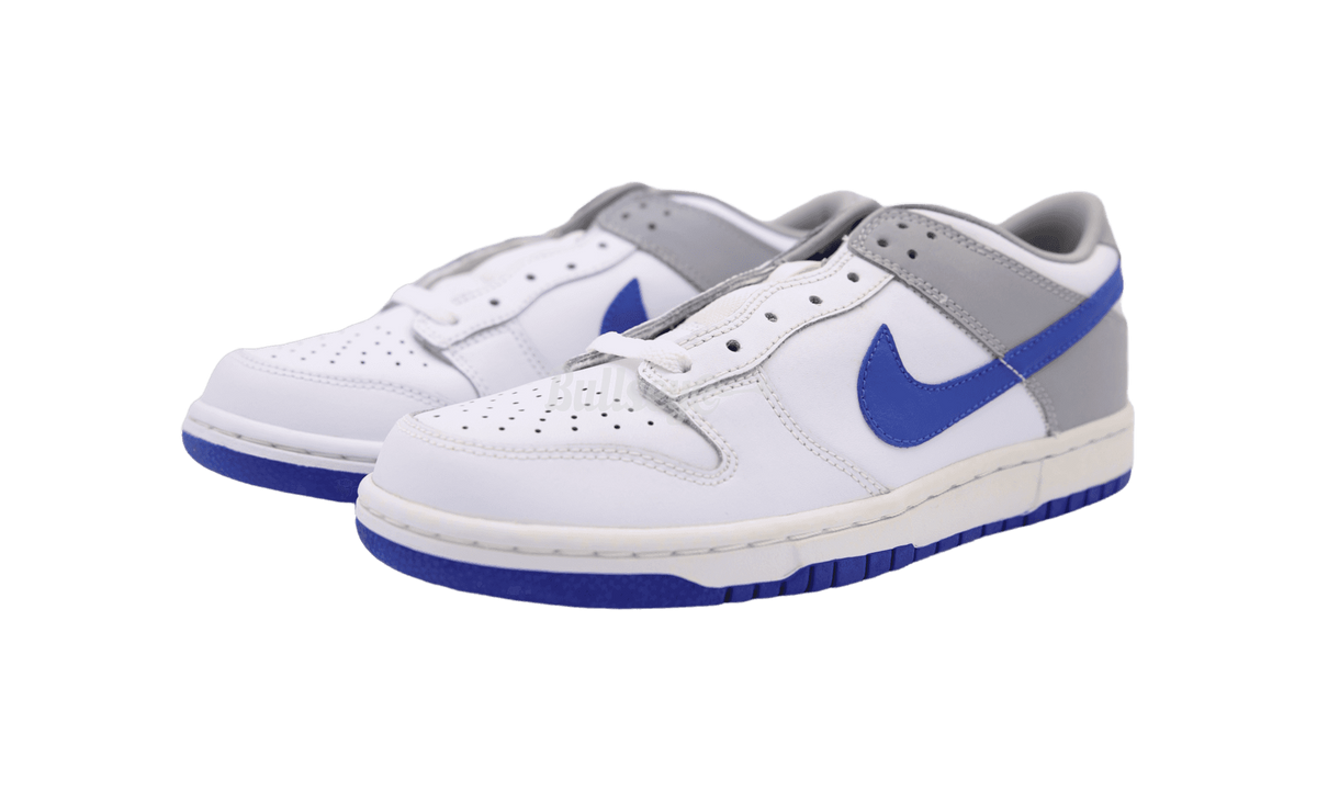 Premium White Low-Top Fashion Essential