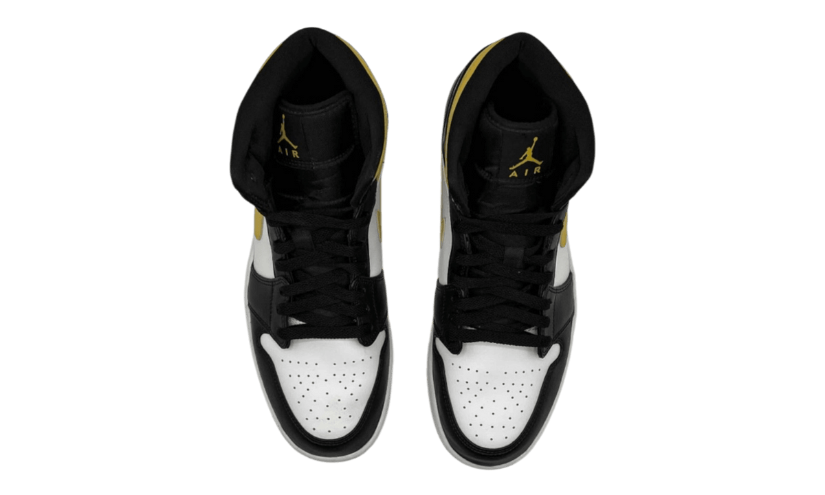 Premium Black White Fashion Essential