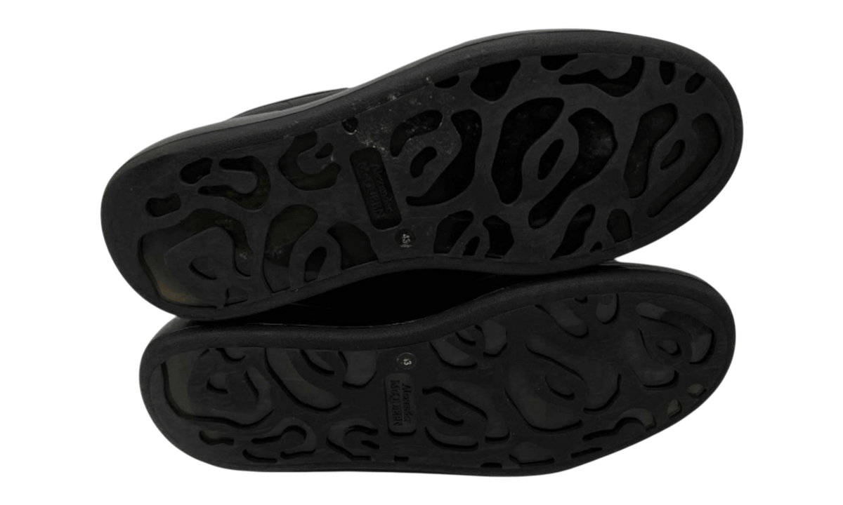 Premium Black Oversized Sneakers