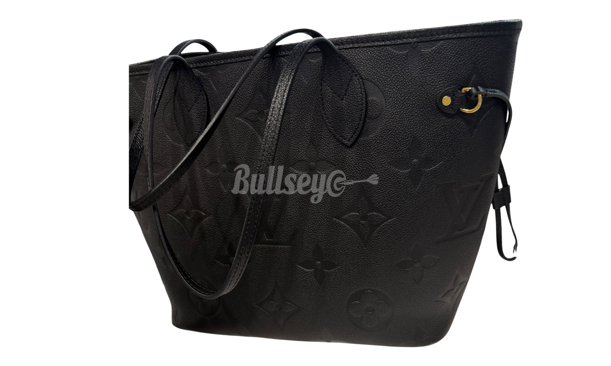 Premium Black Fashion Essential