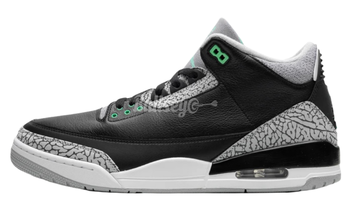 Premium Green Retro Low-Top Fashion Essential