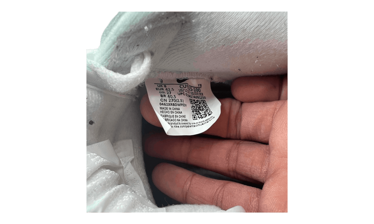 Premium White Fashion Essential